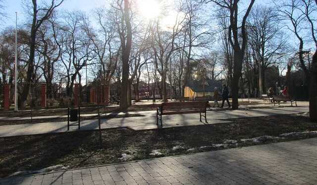 В Одессу пришло потепление – на набережной уже аншлаг