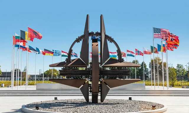 МИД Польши: НАТО готово к двум сценариям действий России в Украине