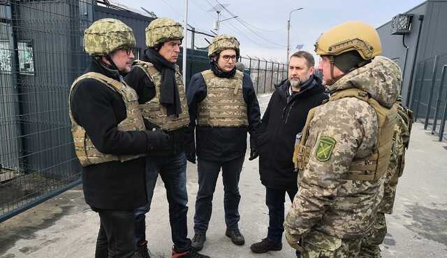 Главы МИД Австрии, Чехии и Словакии впервые побывали на Донбассе