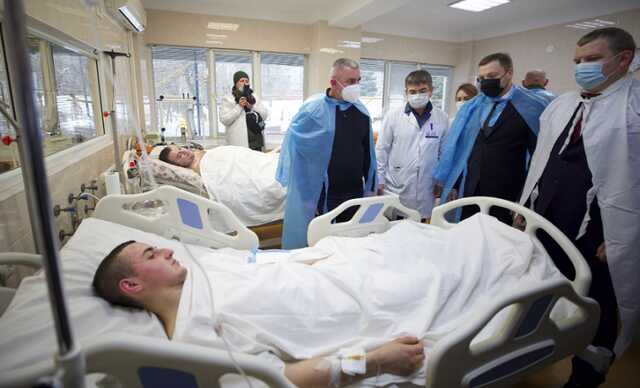 Самый тяжелый пострадавший на "Южмаше" сказал, кто спас жизни части нацгвардейцев