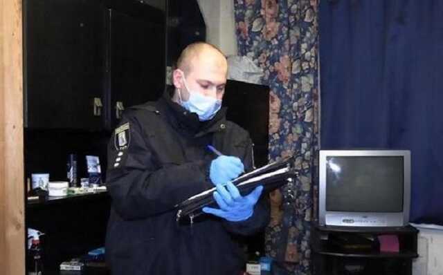 Приставил к голове пистолет и выстрелил: киевлянина задержали за убийство 37-летней сожительницы