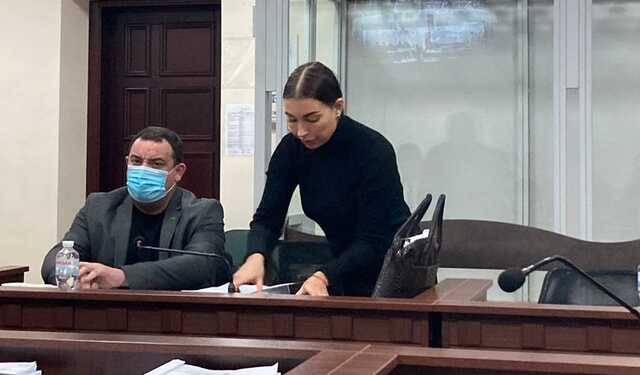 "Слуга народу" Кузьміних з’явився до Вищого антикорсуду