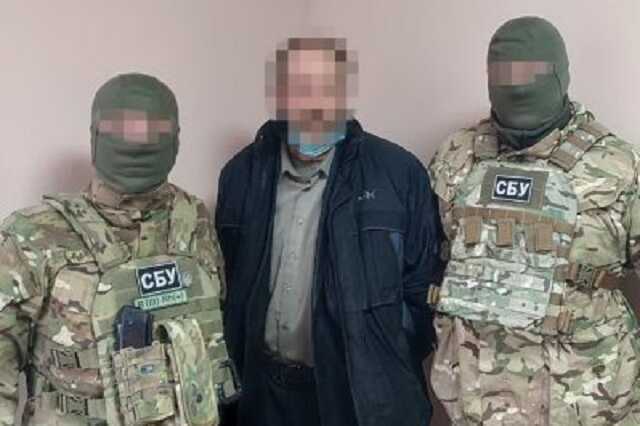 Хотел получить паспорт Украины и оформить пенсию: СБУ задержала "казака ЛНР"