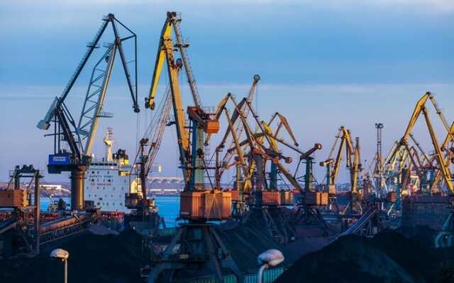 Порт Южный оденет полицию охраны в униформу за свой счет