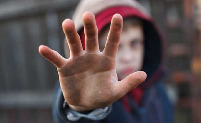 Ребенок просидел полгода в "замурованной" котельне: на Ривненщине мать издевалась над 12-летним сыном