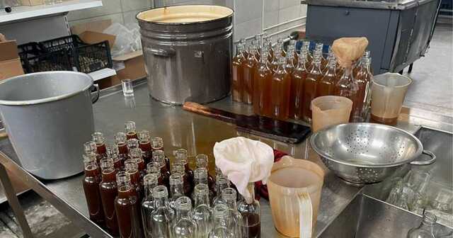 Во Львовской области нашли нелегальный спиртзавод