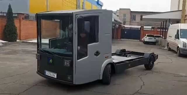 Украинский электромобиль за $16 тысяч выехал на зимние тесты