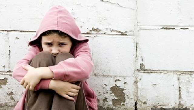 Мукачівські поліцейські вилучили з родини п’ятьох бездоглядних дітей