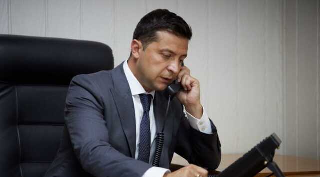 Телефонный разговор Зеленского и Байдена длится уже около 40 минут