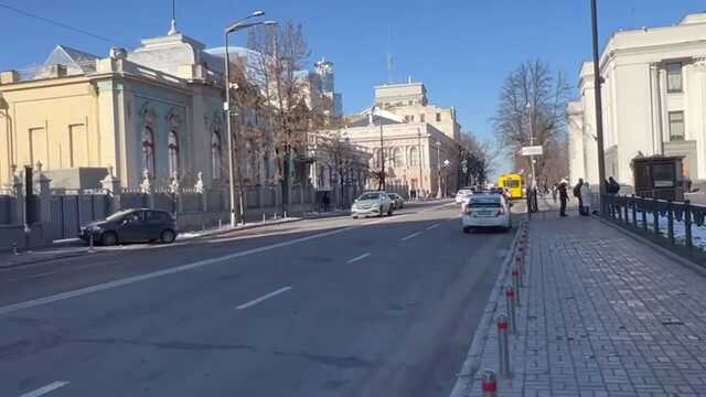 Вокруг Верховной Рады усилили меры безопасности