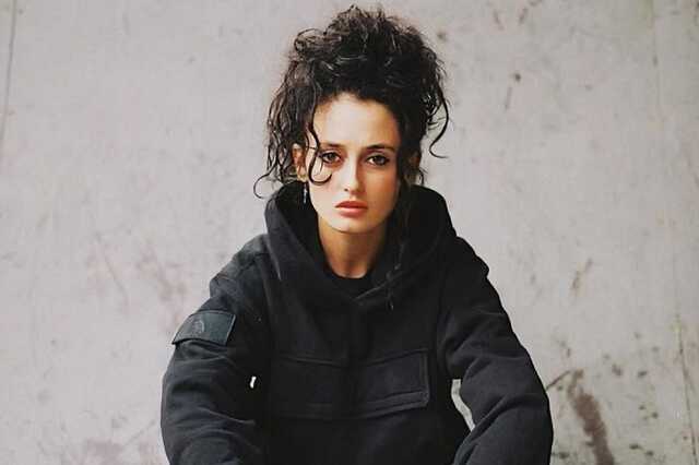 "    ":  ""  Alina Pash  