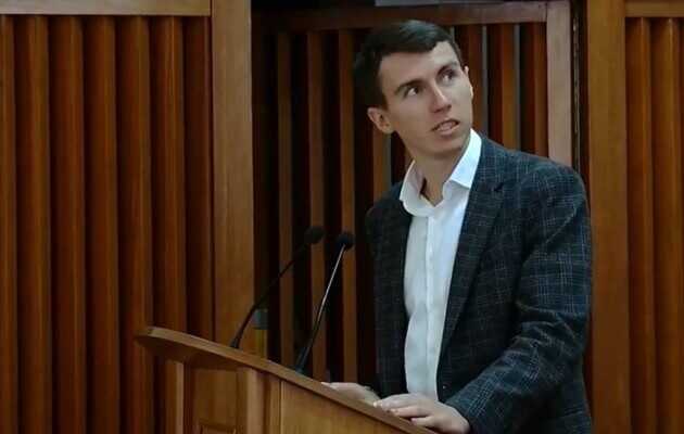 Нардеп Павлюк купил авто за два миллиона гривен