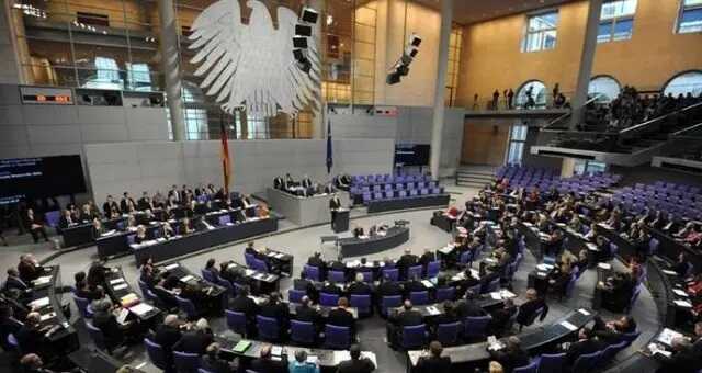 Посол: Бывший блок Меркель потребует предоставить оружие Украине