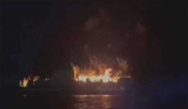 В Греции произошел пожар на пароме: на борту было почти 300 человек