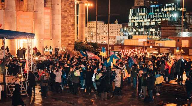 В Варшаве прошла акция солидарности с Украиной