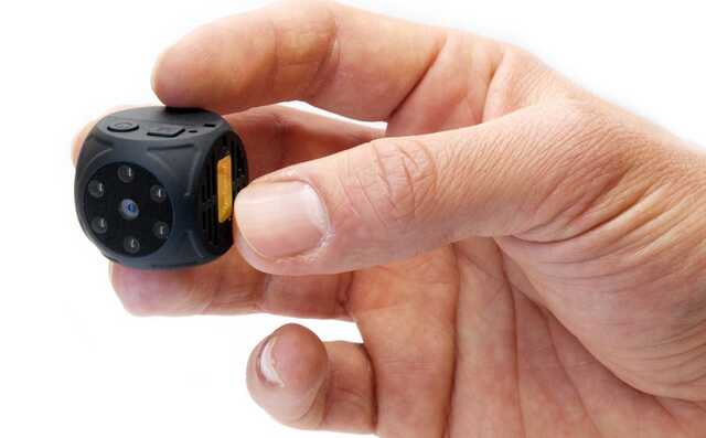 В Одессе правительственного курьера подозревают в скрытой видеосъемке