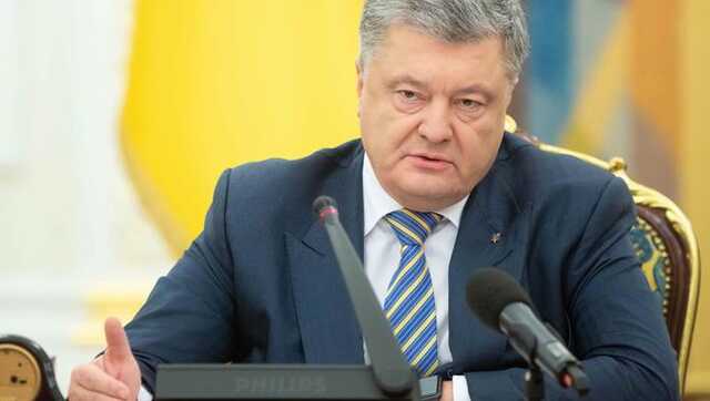 Порошенко закликав негайно виділити гроші для армії