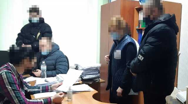 В Хмельницком массово подделывали документы о вакцинации