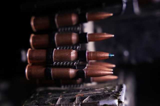 Обстрел депутатов и иностранных журналистов на Донбассе: видео