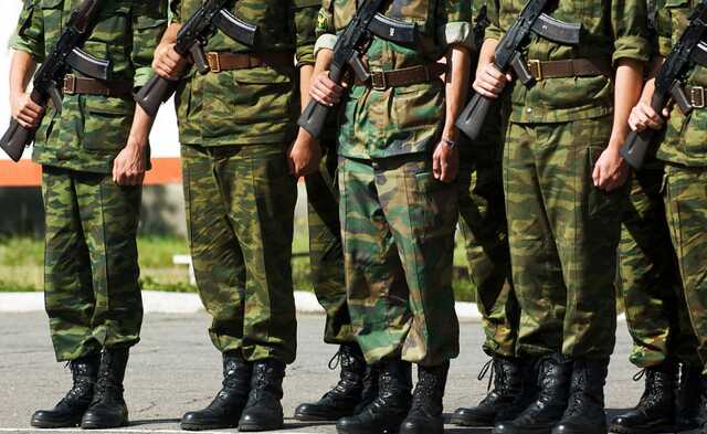 Как жители ОРДЛО реагируют на SMS с требованием прибыть в "военкоматы"