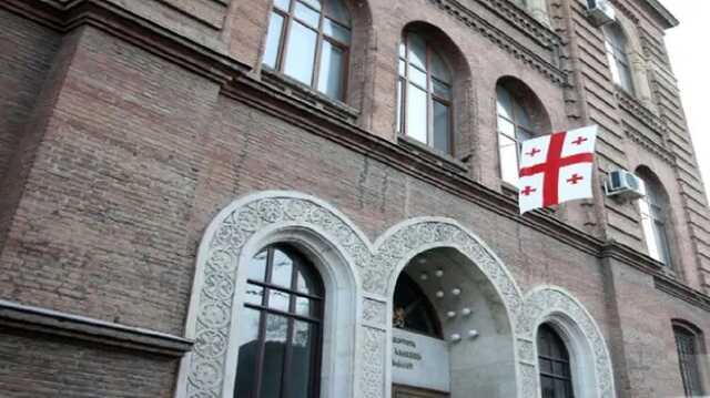 МИД Грузии рекомендовал дипломатам в Киеве вывезти свои семьи из Украины