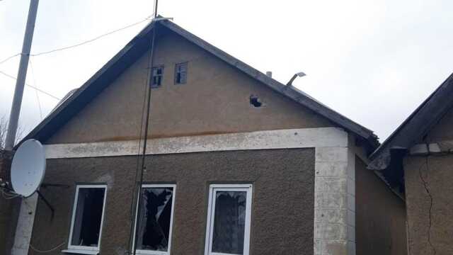 В связи с обстрелами часть сел Донбасса без электроэнергии, разбит мост