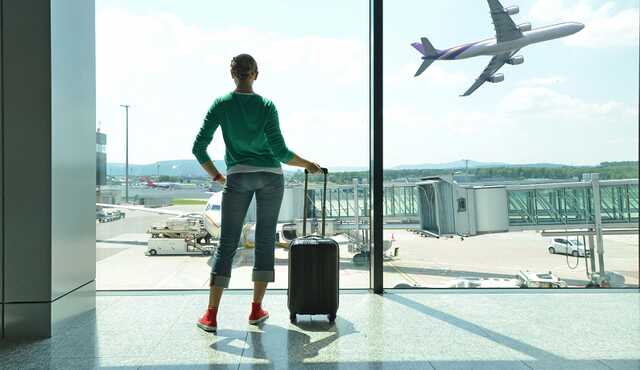 Для "несущественных" путешествий в страны ЕС вводят новые правила