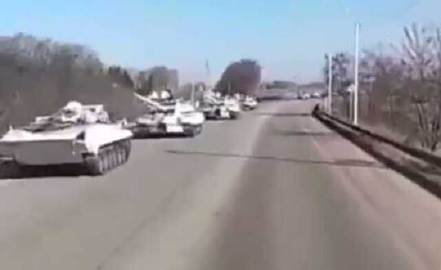 В сторону Харькова движется колона танков РФ