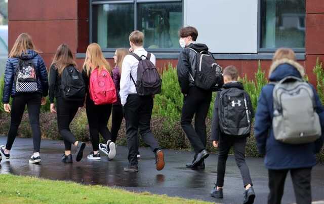 В МОН рассказали, как школы и вузы будут работать в условиях военного времени