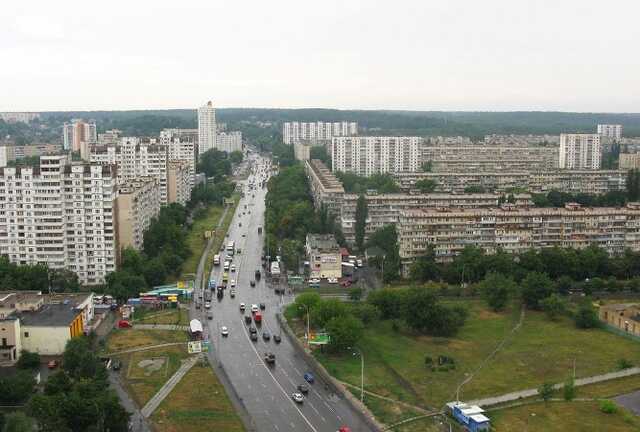 На Минском массиве в Киеве слышна стрельба, на Оболони - залпы артиллерии