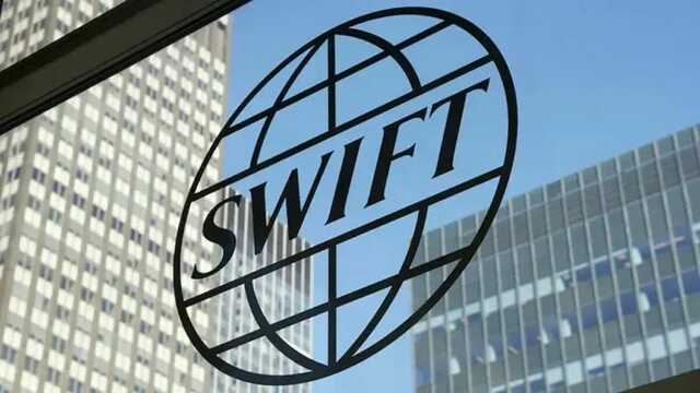 Министр финансов Франции: Вопрос отключения РФ от SWIFT «остается на столе»