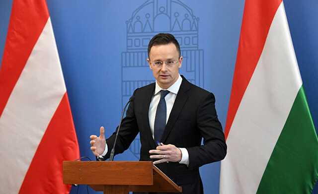 Венгрия предложила стать посредником в переговорах Украины и РФ