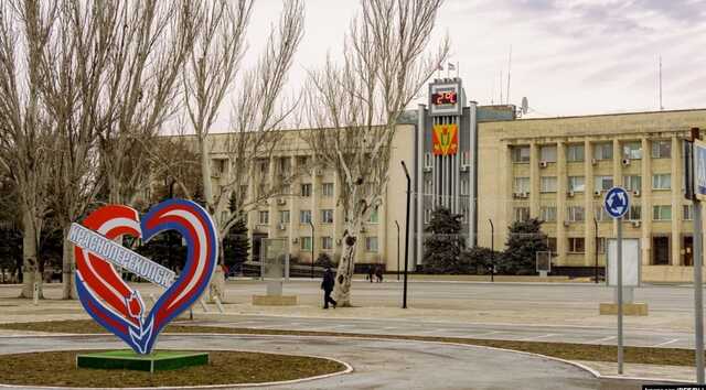 Мобільний госпіталь на півночі Криму переповнений пораненими російськими військовими