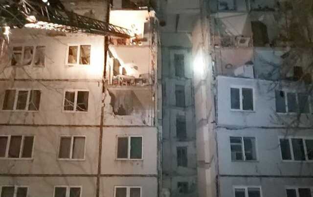 Обстрел многоэтажки в Харькове: погибла женщина, десятки эвакуированы