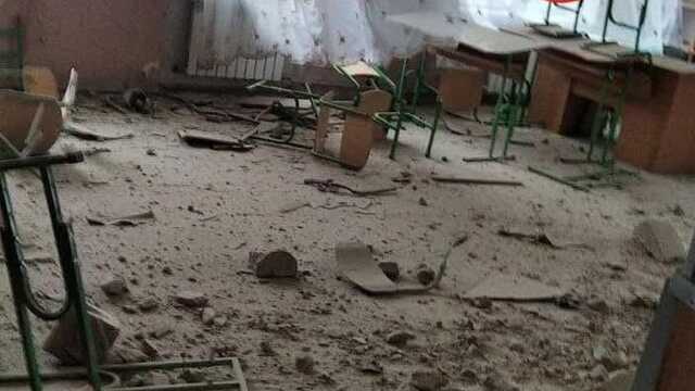 Под Донецком под обстрел попала школа: есть разрушения