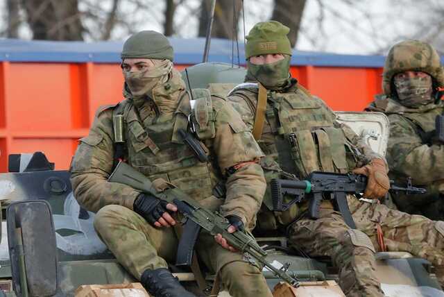 Лукашенко посылает в Украину войска, белорусов просят блокировать дороги, – разведка