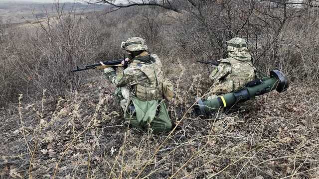 В Харьков прибыла колонна с боеприпасами: NLAW, Javelin, Stinger