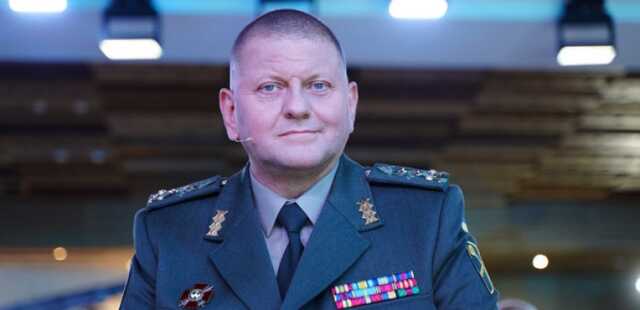 Враг использует женщин и детей как живой щит, - главнокомандующий ВСУ Залужный