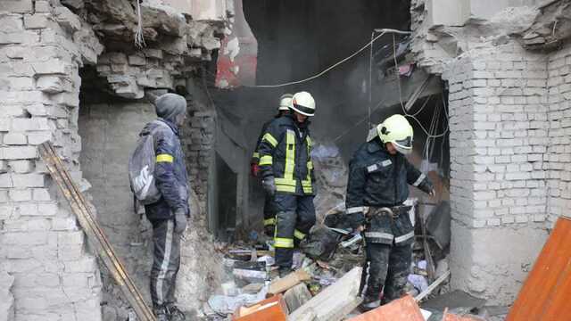 В результате авиаудара в Харькове между домами погибли 8 человек