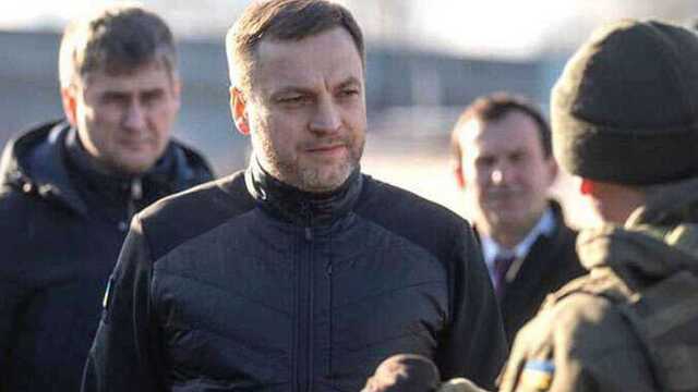 40 тысяч людей без света и еды – враг не дает эвакуировать мирное население