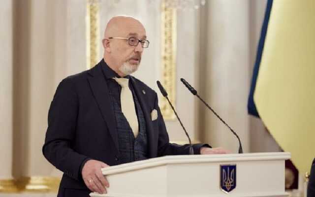 В эти часы и дни происходит слом ситуации на войне, - Резников