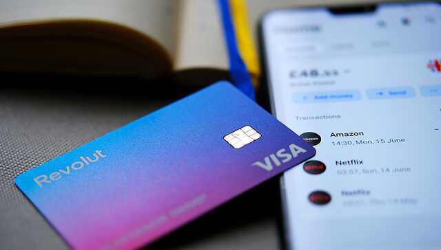Revolut запретил денежные переводы РФ и Беларуси