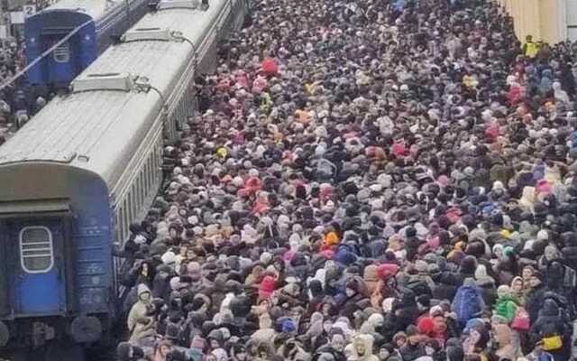 "Укрзалізниця" оприлюднила список евакуаційних поїздів на 8 березня