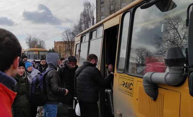 На територію Полтавщини в’їхала евакуаційна колона із Сум