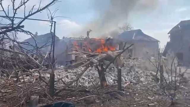 Российские оккупанты обстреливают Мариуполь: накрывают огнем жилые кварталы