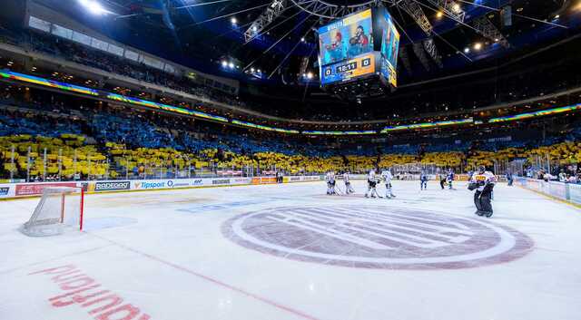 Легендарный Яромир Ягр собрал солидную сумму для украинцев