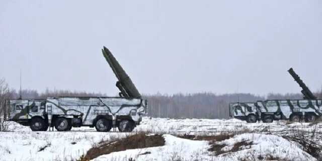 В Черкасской области сбили ракету, она разрушила дом