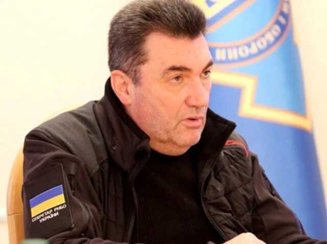 НАТО будет защищать грузы для Украины с оружием, – Данилов