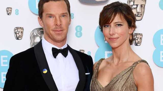 BAFTA-2022: Бенедикт Камбербетч пришел на торжественную церемонию с украинской символикой