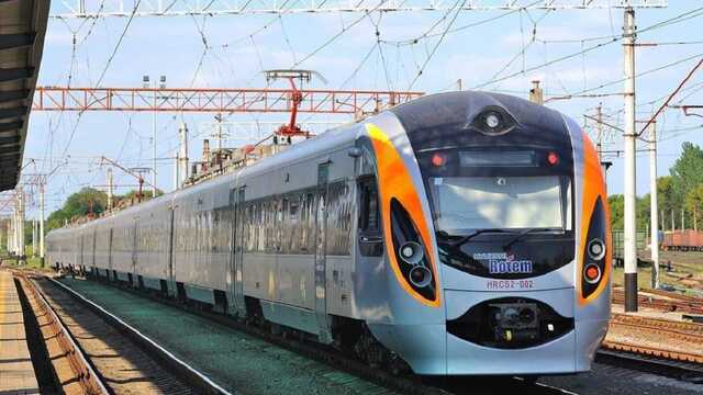 Укрзализныця открывает дополнительный эвакуационный рейс из Киева и Харькова